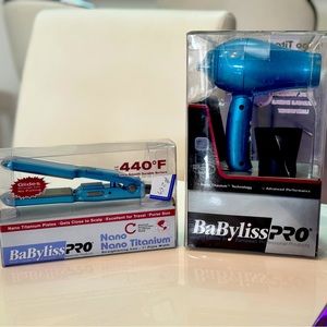 BaBylissPRO Nano Titanium Travel Size
Hair Dryer and BaBylissPRO Nano
Titanium